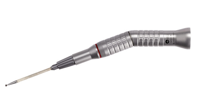 Topa de mano de micro burda en ángulo